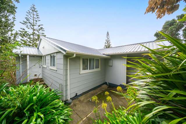 18 Northumberland Street Cannons Creek_2
