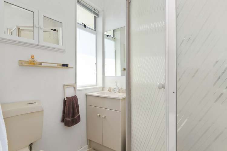 45 Shandon Road Vauxhall_10