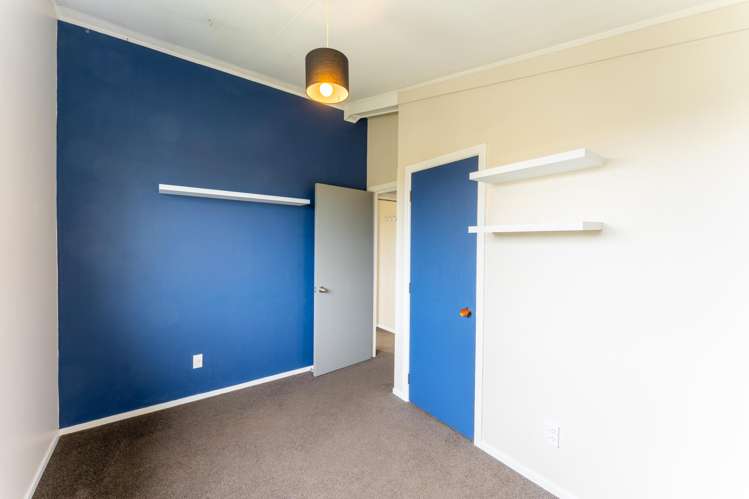 2/23 Baker Street West End_8