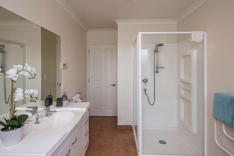 96 Guildford Drive Paraparaumu Beach_17