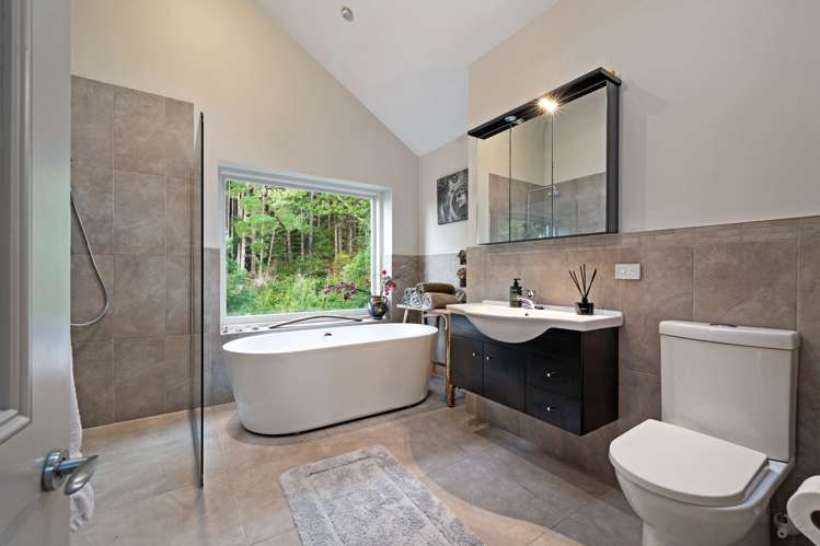 177 Forest Hill Road Aokautere_13