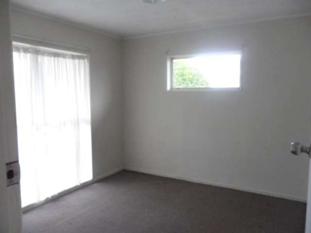 19 Holland Street Pukekohe_4