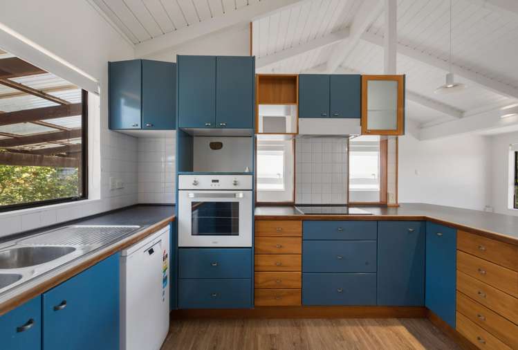 2 Denby Close Athenree_12