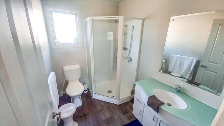 5 McFeely Street Tuatapere_11