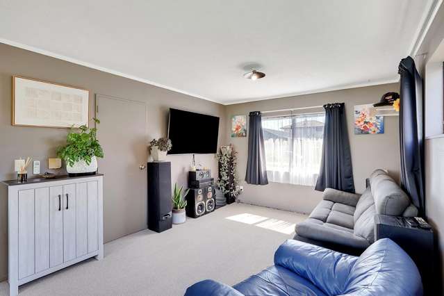 375 Cobham Drive Hillcrest_4