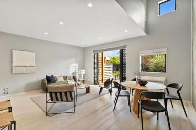 10 Meteor Road_3