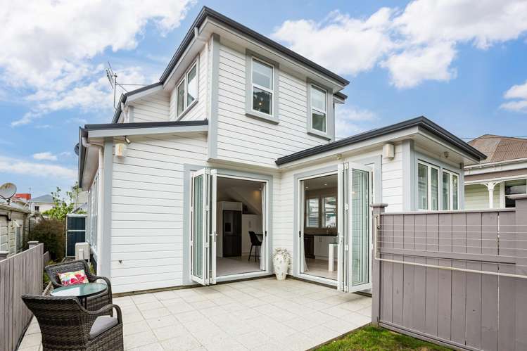 5A Torless Terrace Thorndon_7