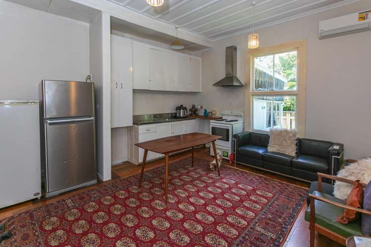 A & B/201 Robert Street, Tararu, THAMES Kopu_10