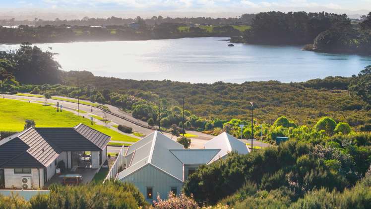 24 Orawahi Road Glenbrook Beach_29