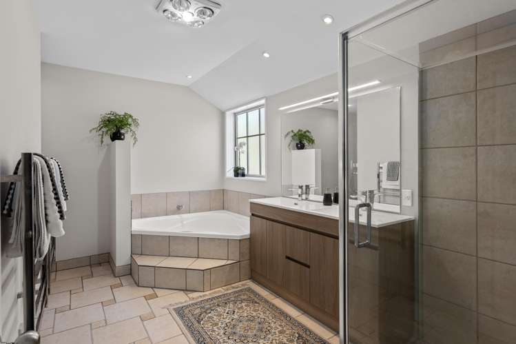 67 Regents Park Drive Casebrook_13