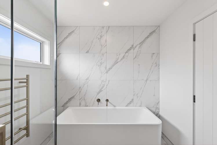 2 Mohaka Street Poraiti_18