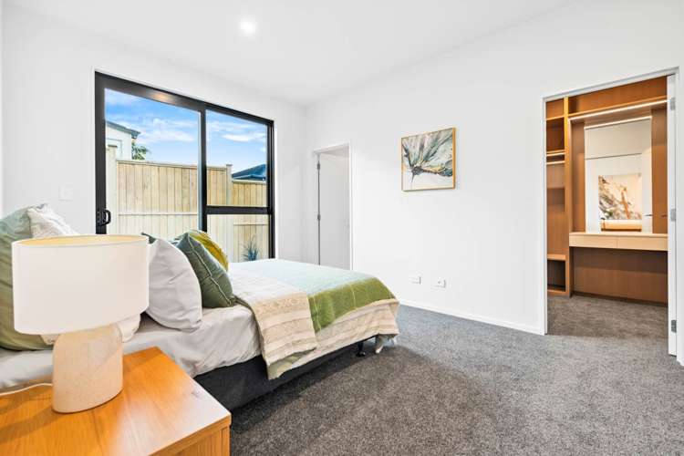 2/90 Picasso Drive West Harbour_17