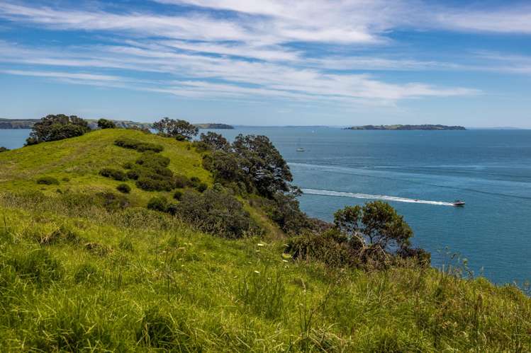 169 Nick Johnstone Drive Church Bay_15