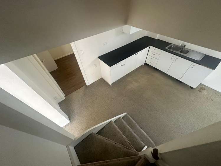 8 Celsmere Lane Te Atatu Peninsula_14