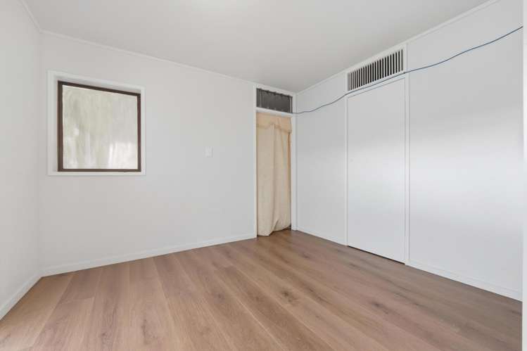 13 Memorial Avenue Mount Roskill_26