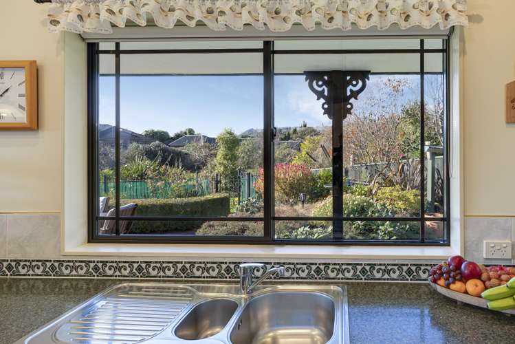 16B Kingsford Drive Stoke_5
