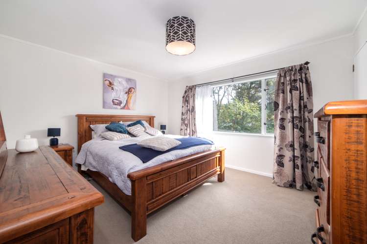 131g Rosier Road Glen Eden_13