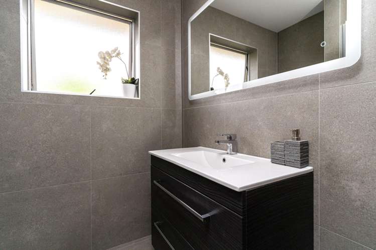 484 Mairehau Road Parklands_12