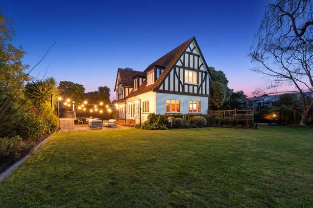 Character, Comfort, and a Touch of Country