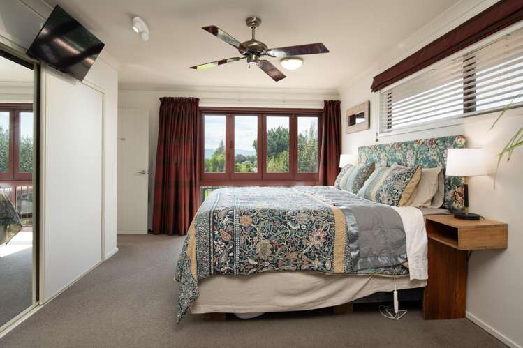 32 Bradleigh Park Fairhall_49