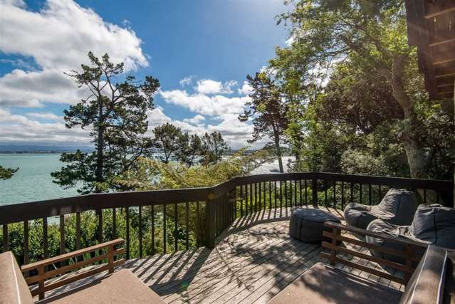 2/32 Jacaranda Avenue Beach Haven_2