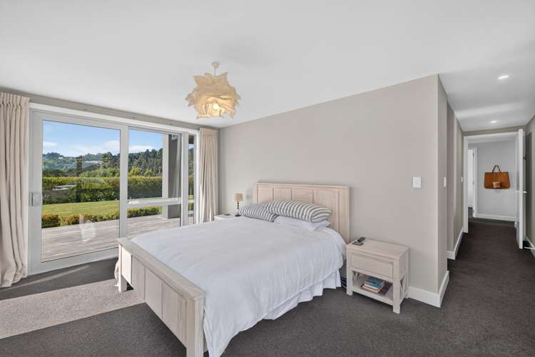 11 Kaioruru Lane Charteris Bay_22