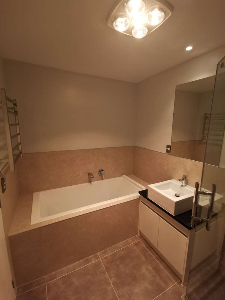 60 Bordeaux Parade Te Atatu South_5