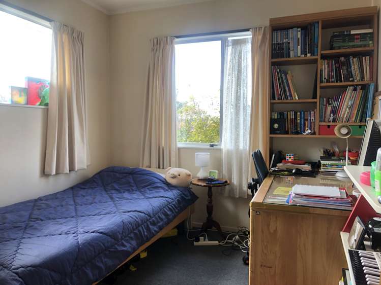 2/8 Monteith Crescent Remuera_5