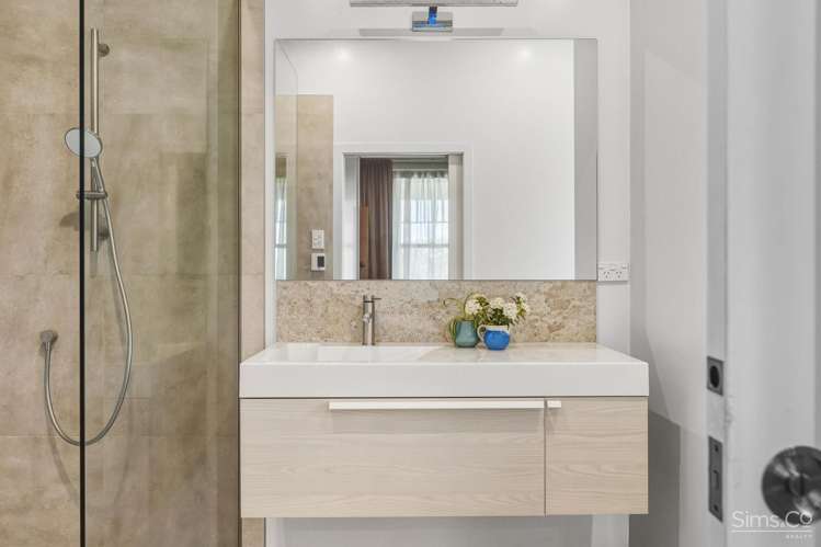 182 Great North Road Otamatea_29