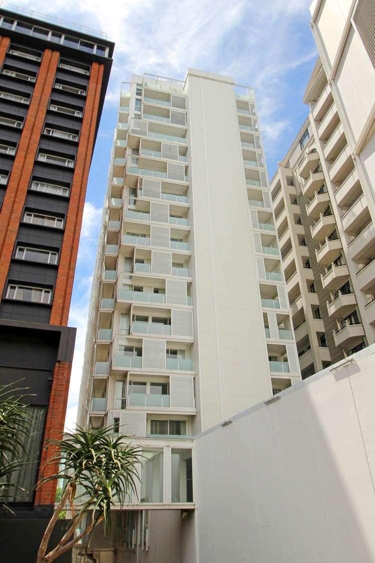 1402/10 Waterloo Quadrant Auckland Central_1