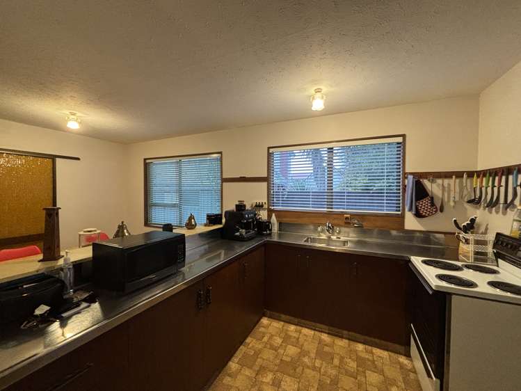 24 Yaldhurst Road Sockburn_1