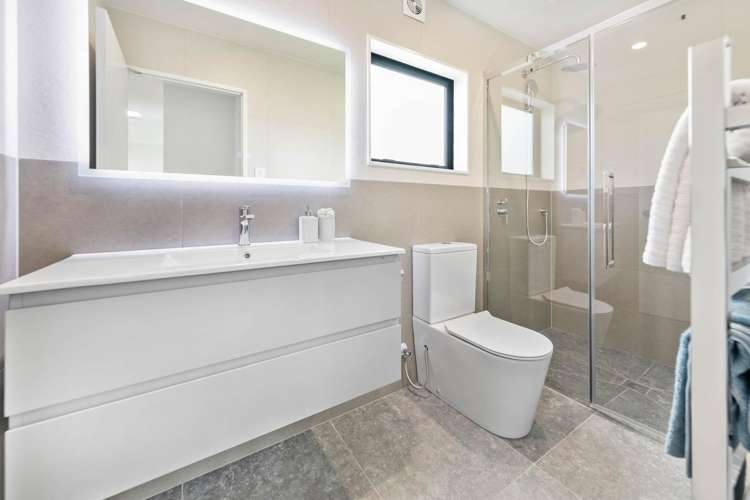 LOTS 3,4,5/11 Rene Place Sunnyhills_16