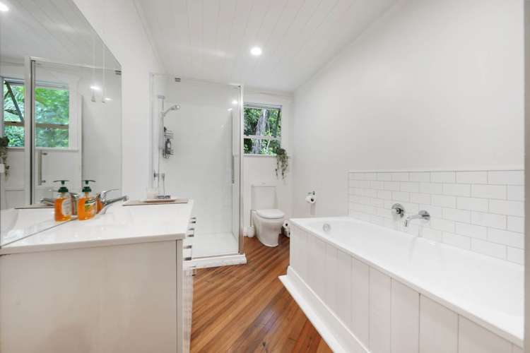 53 Laingholm Drive Laingholm_8