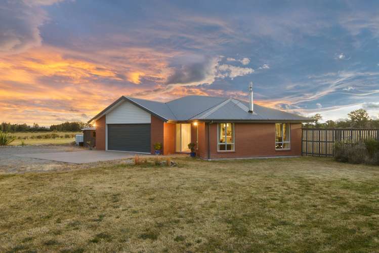 299 Carrs Road Loburn_21