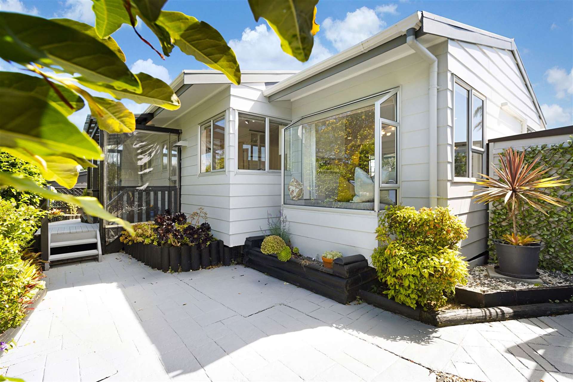 2/25 Arawa Street New Lynn_0