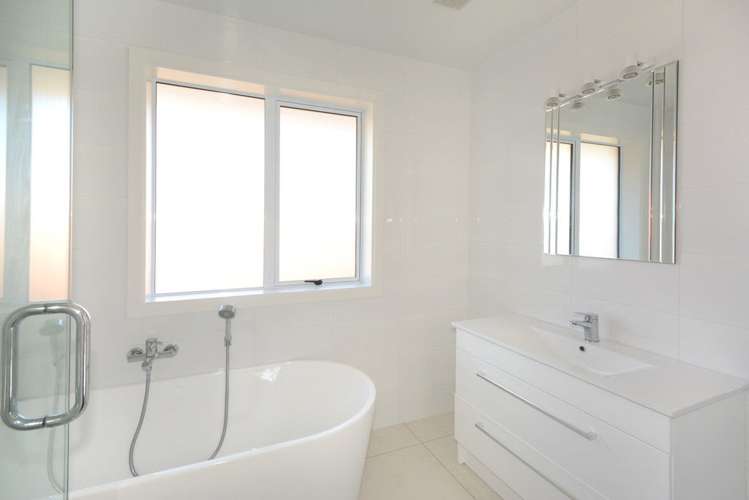 156 Easther Crescent Kew_9