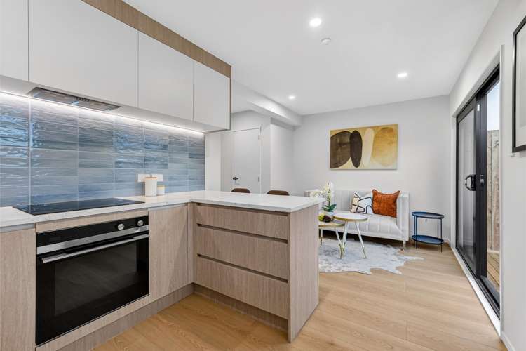 5/114 Don Buck Road Massey_6