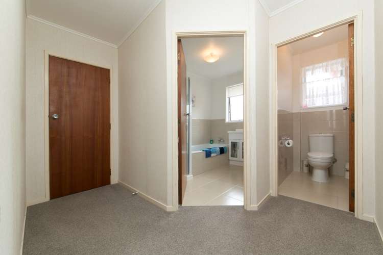 1/2a Eastglen Road Glen Eden_11