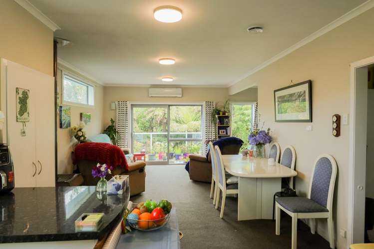 19 Plunket Street,_5