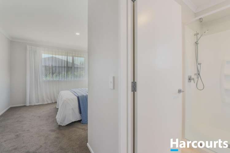 35 Malone Crescent Richmond_12