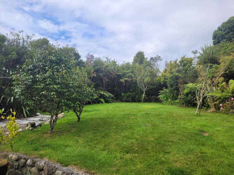 127 Brickfield Road Hokitika_60