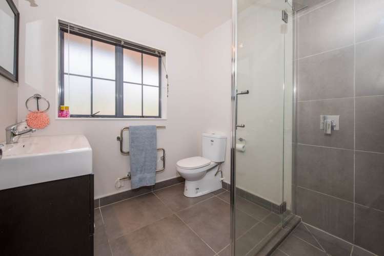 Goldfinch Rise Unsworth Heights_15