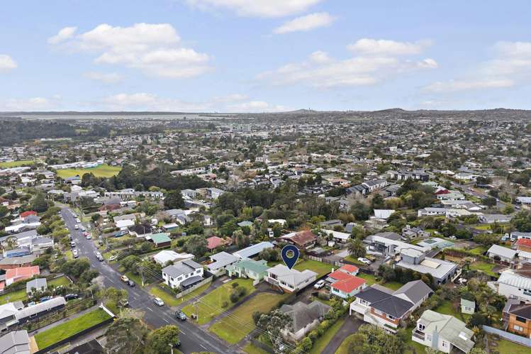 128 Rosier Road Glen Eden_12