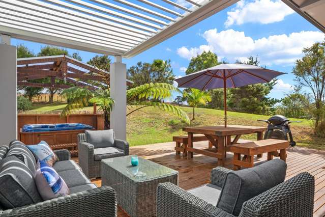 Spacious Lifestyle Living. Priced to Sell!