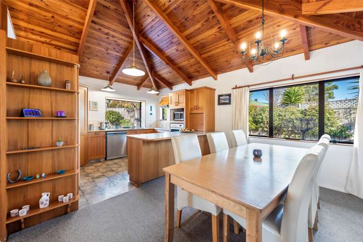 4 Squire Way Richmond_7