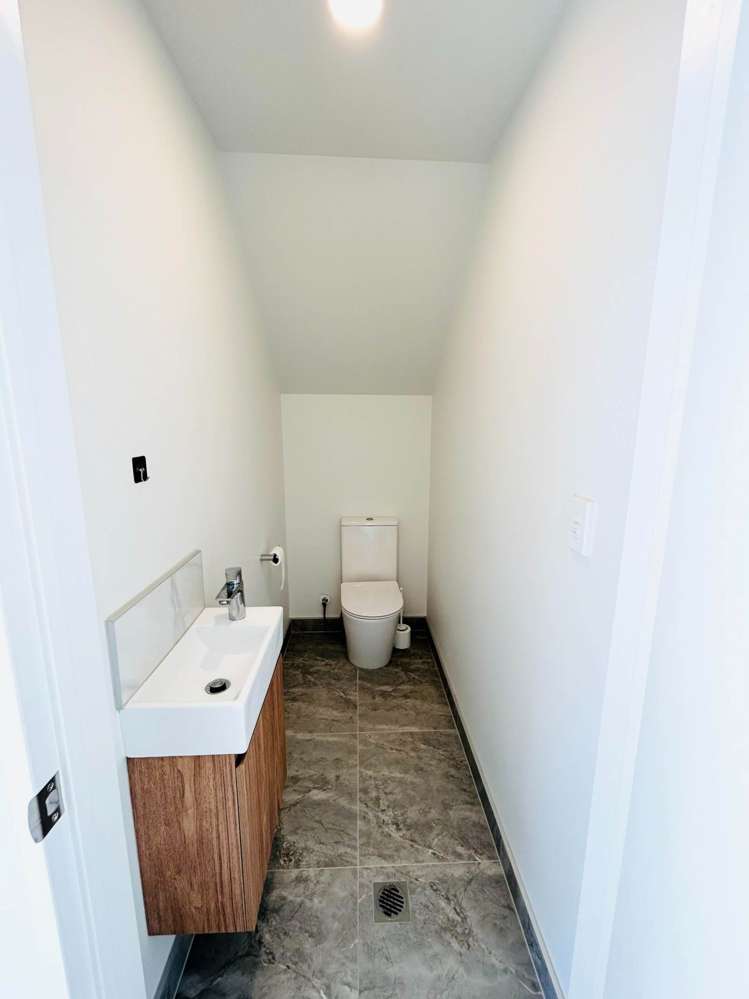 8d Blyton Lane Pakuranga Heights_14