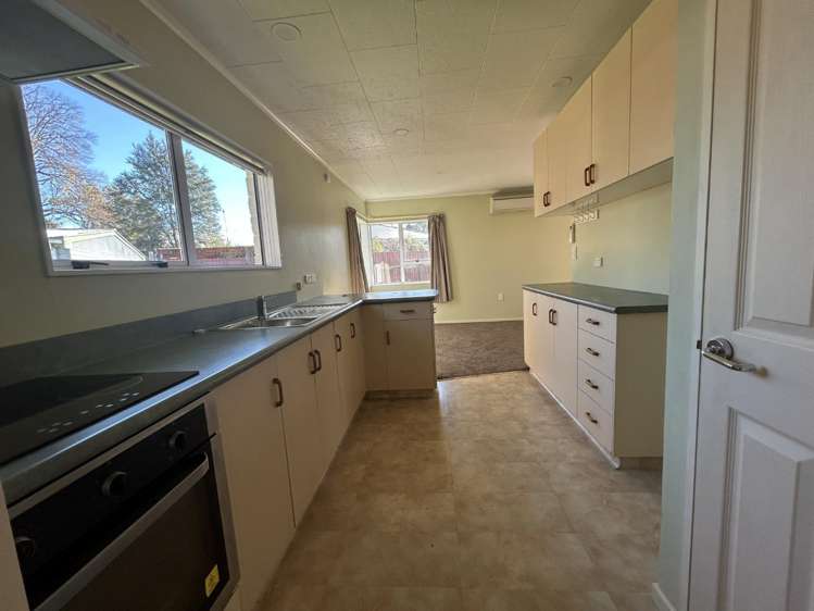 8 Hogg Crescent 10754_6