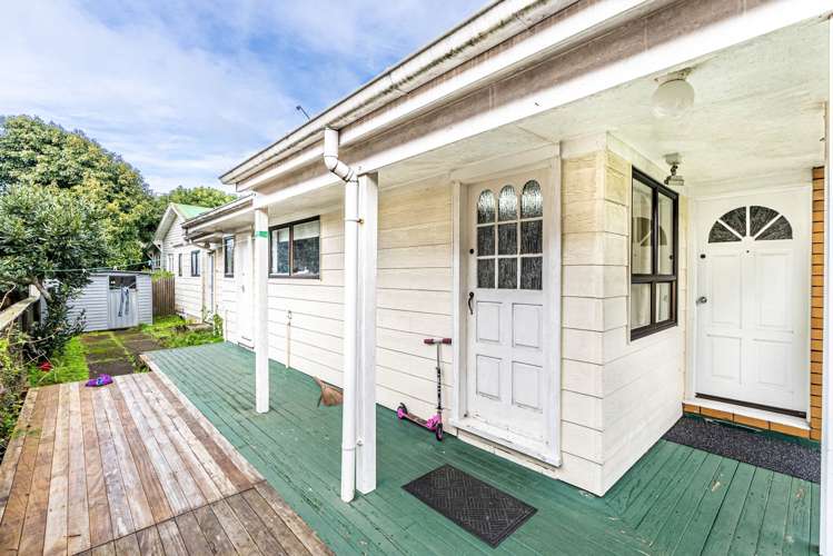 23 & 23A Campbell Road Royal Oak_8