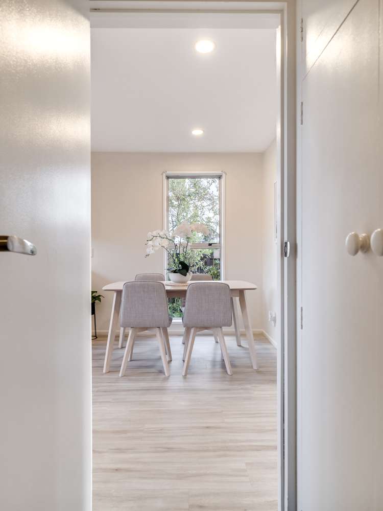 1/125 Prestons Road Redwood_7