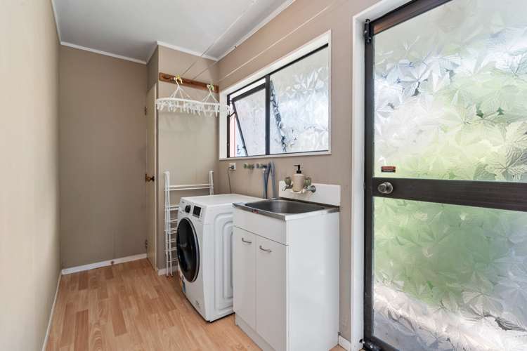 118 Beach Road Onerahi_18